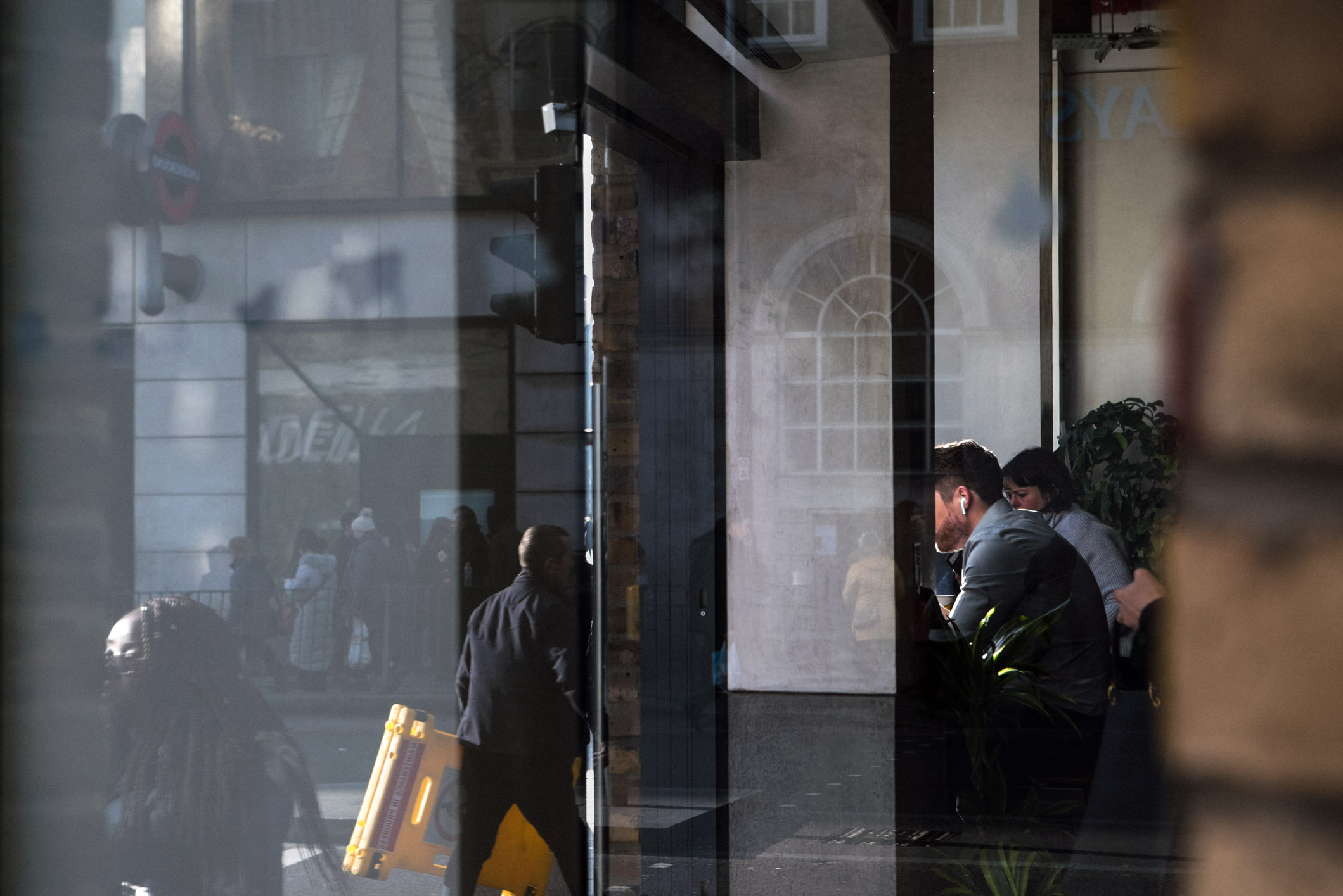 England has this kind of harsh, yet warm light, that I haven't yet seen anywhere else. This was shot near Borough Market.