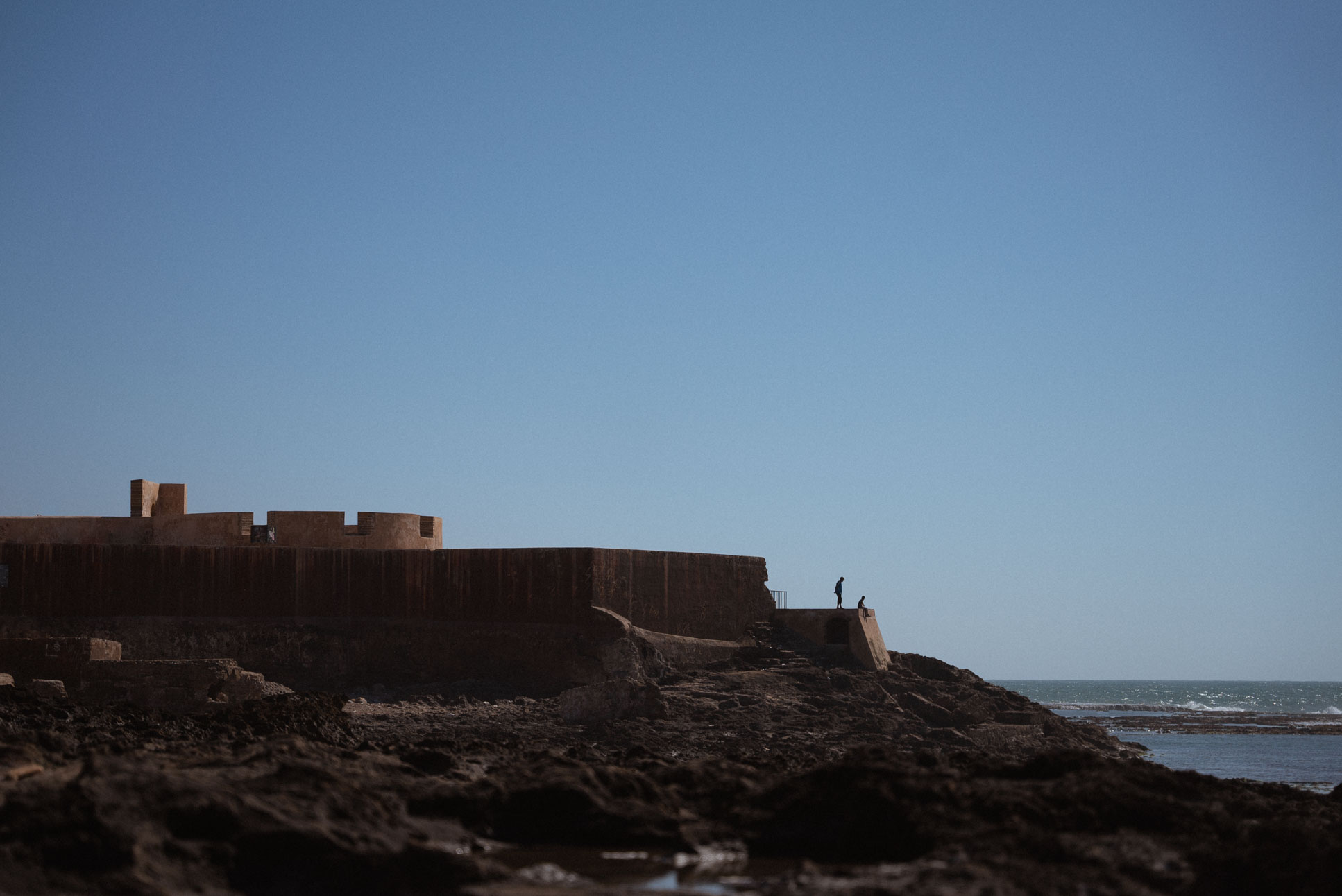 the walls of the national photography museum look beautiful in this rocky landscape