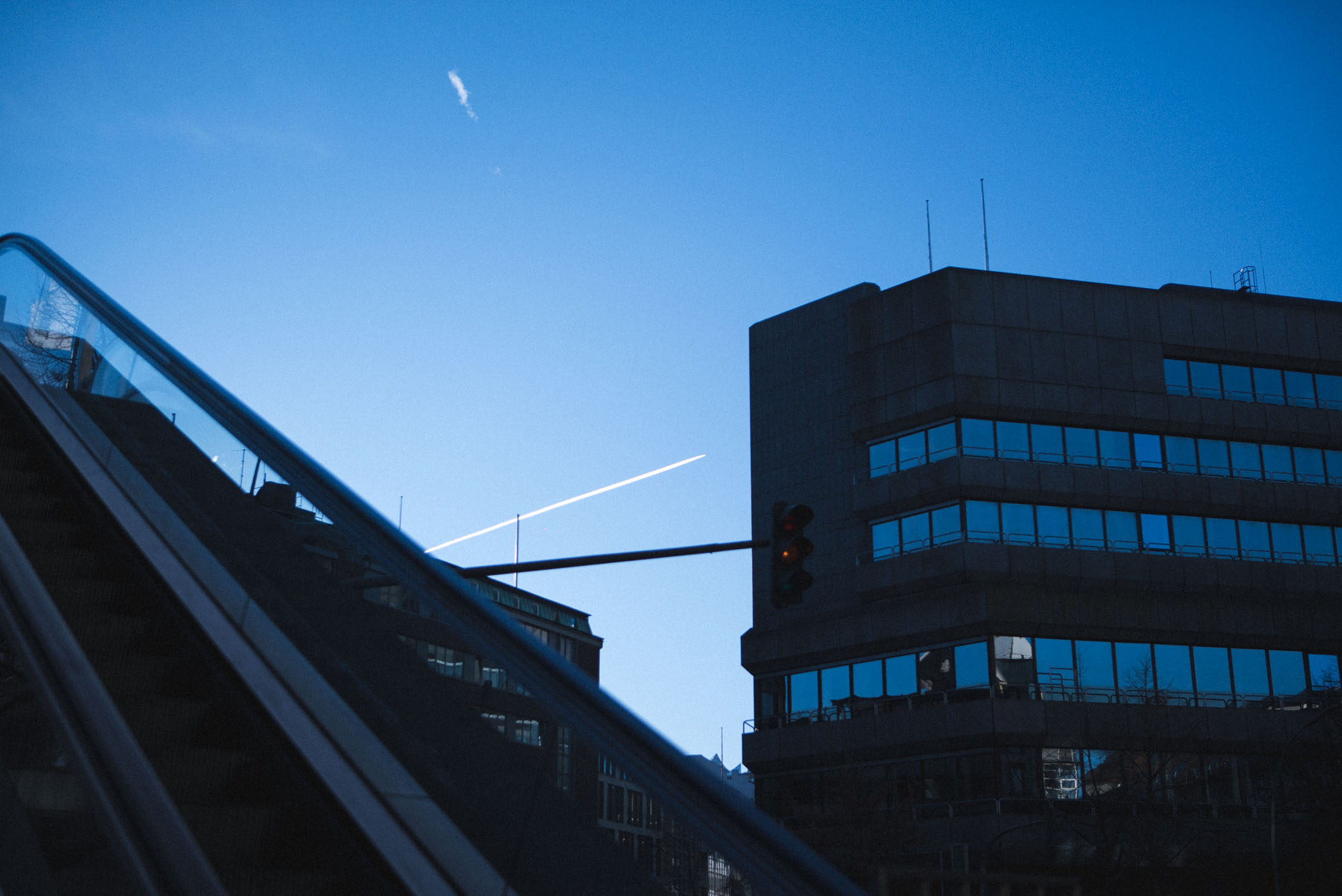 Escalators for pedestrians to cross the Willy Brandt Straße (B4) in Hamburg.
