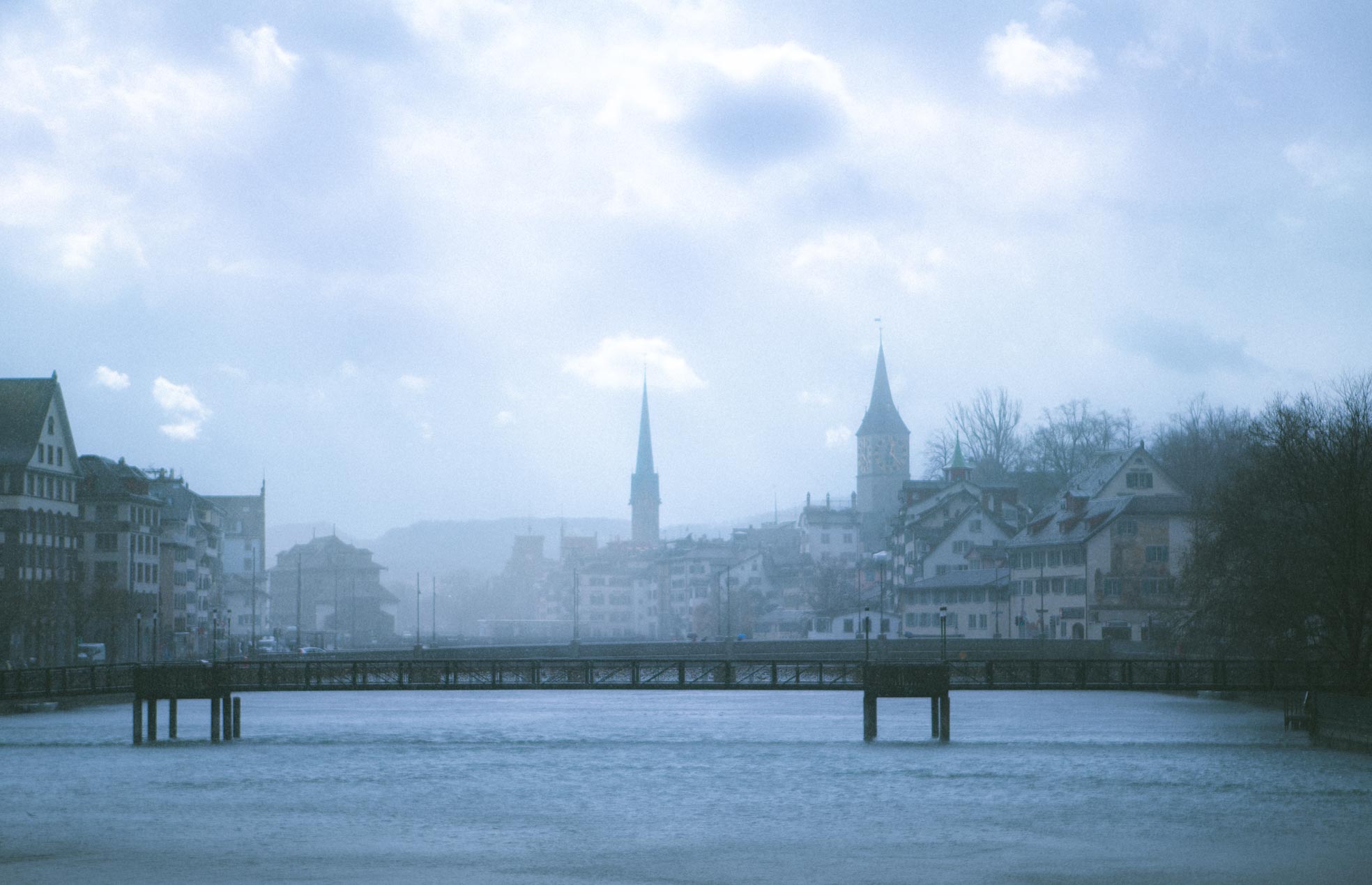 Limmat, as seen from Bahnhofbrücke Zürich
