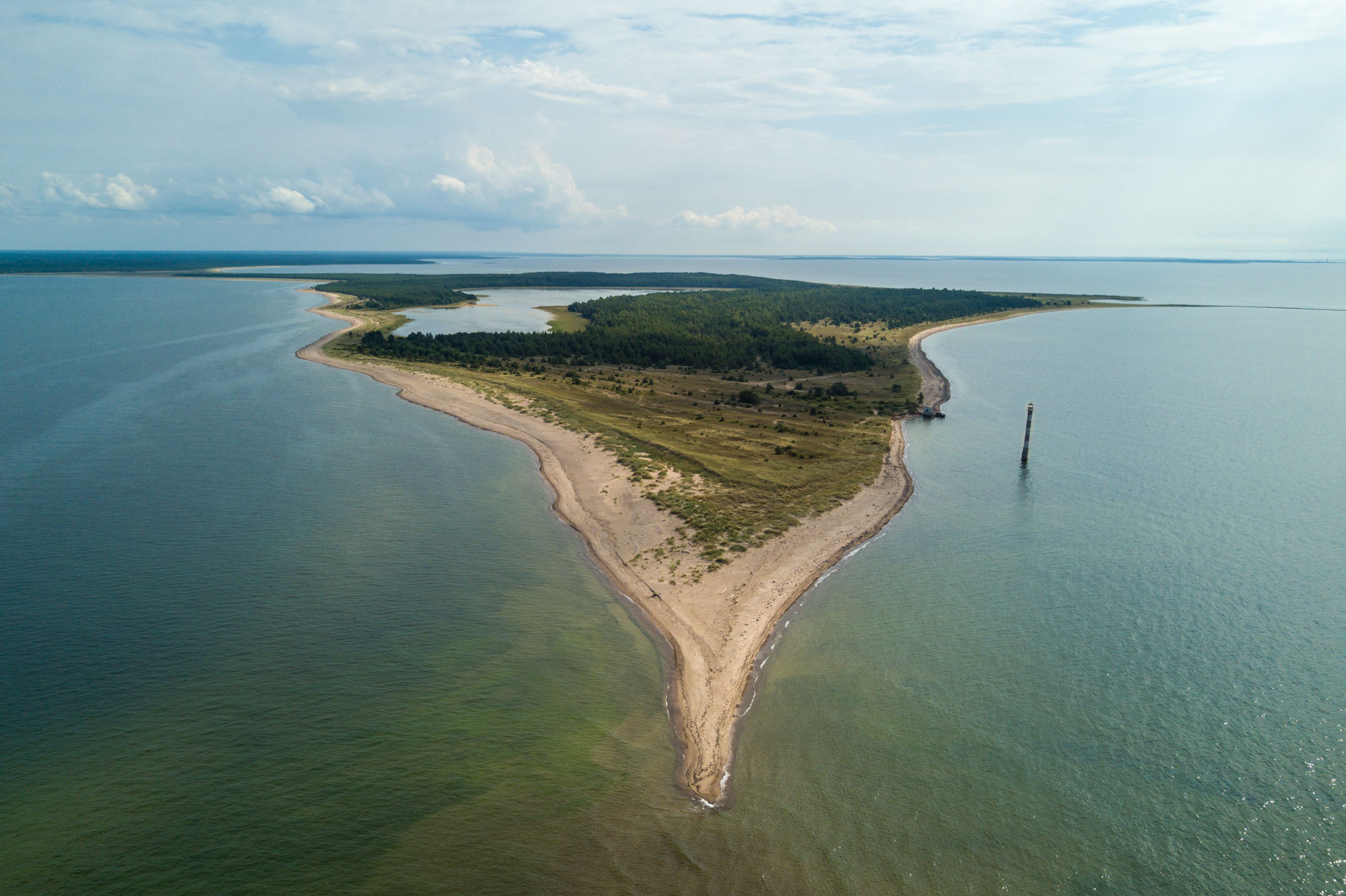 Kiipsaare tuletorn on Saaremaa