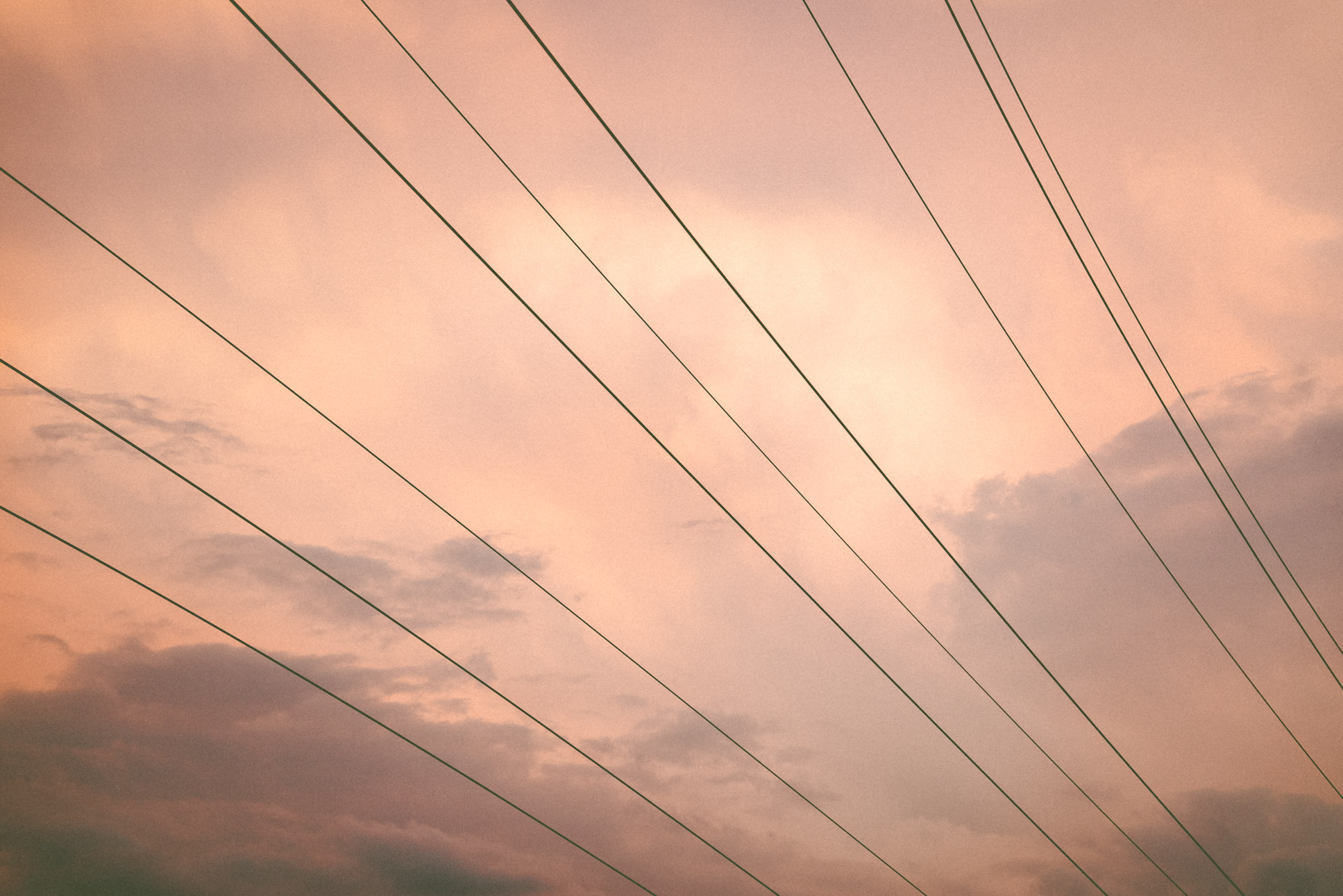 Hey it's that cables aesthetic again!